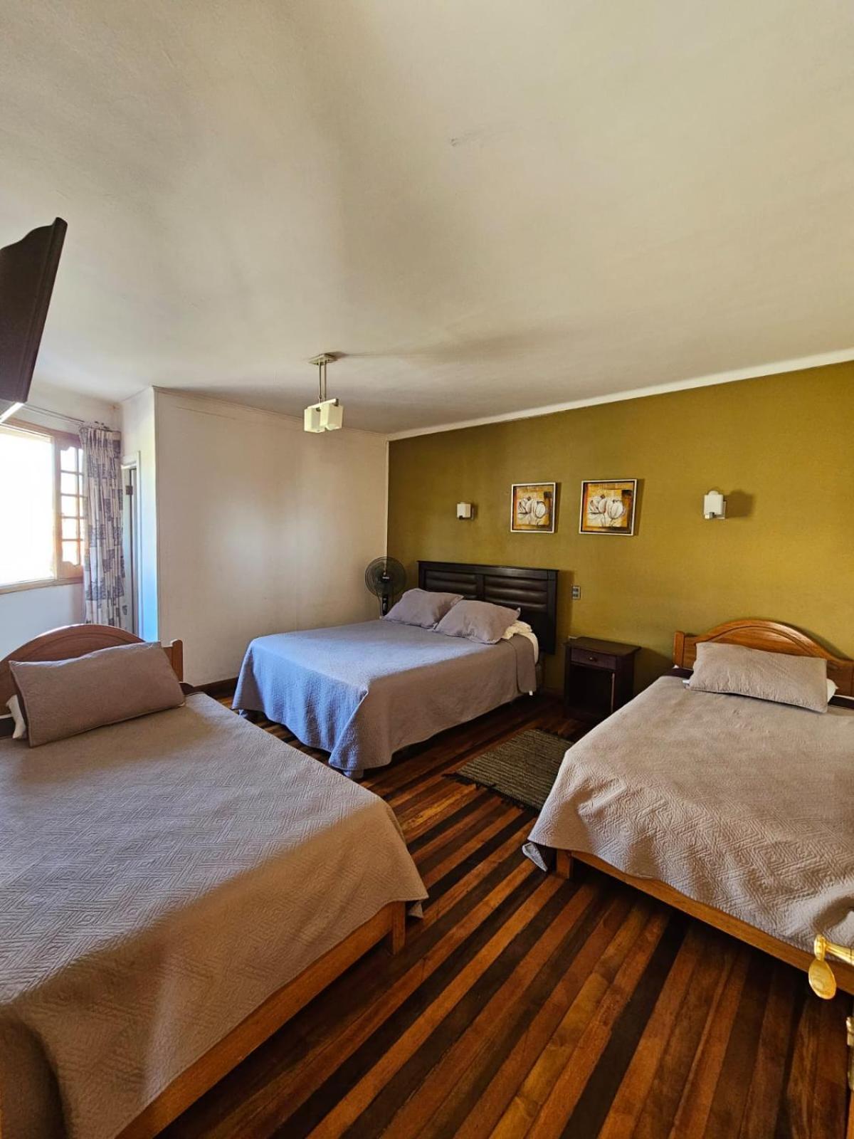 Hostal El Parron Albergue