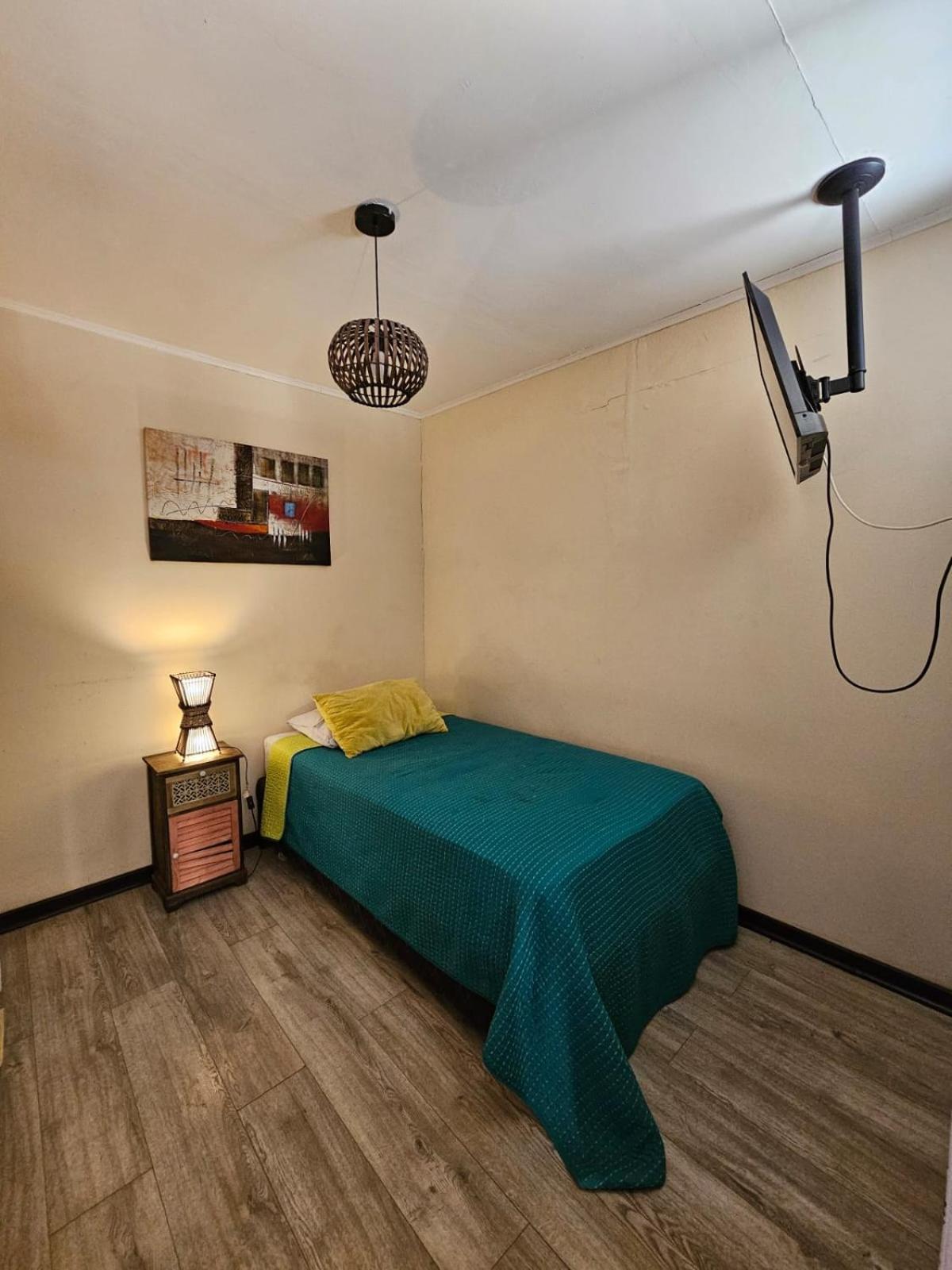 Hostal El Parron Albergue *
