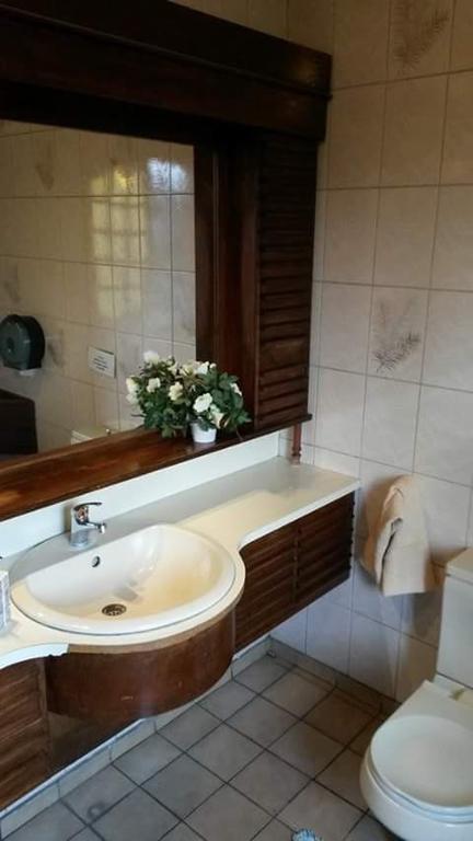 Hostal El Parron * Rancagua